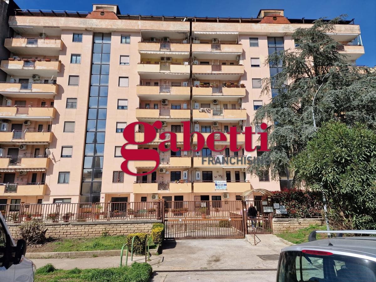 Appartamento in Via Degli Oleandri, 2, Caserta (CE)