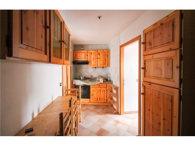 Appartamento in Via Lanfranconi, 5, Alta Valle Intelvi (CO)