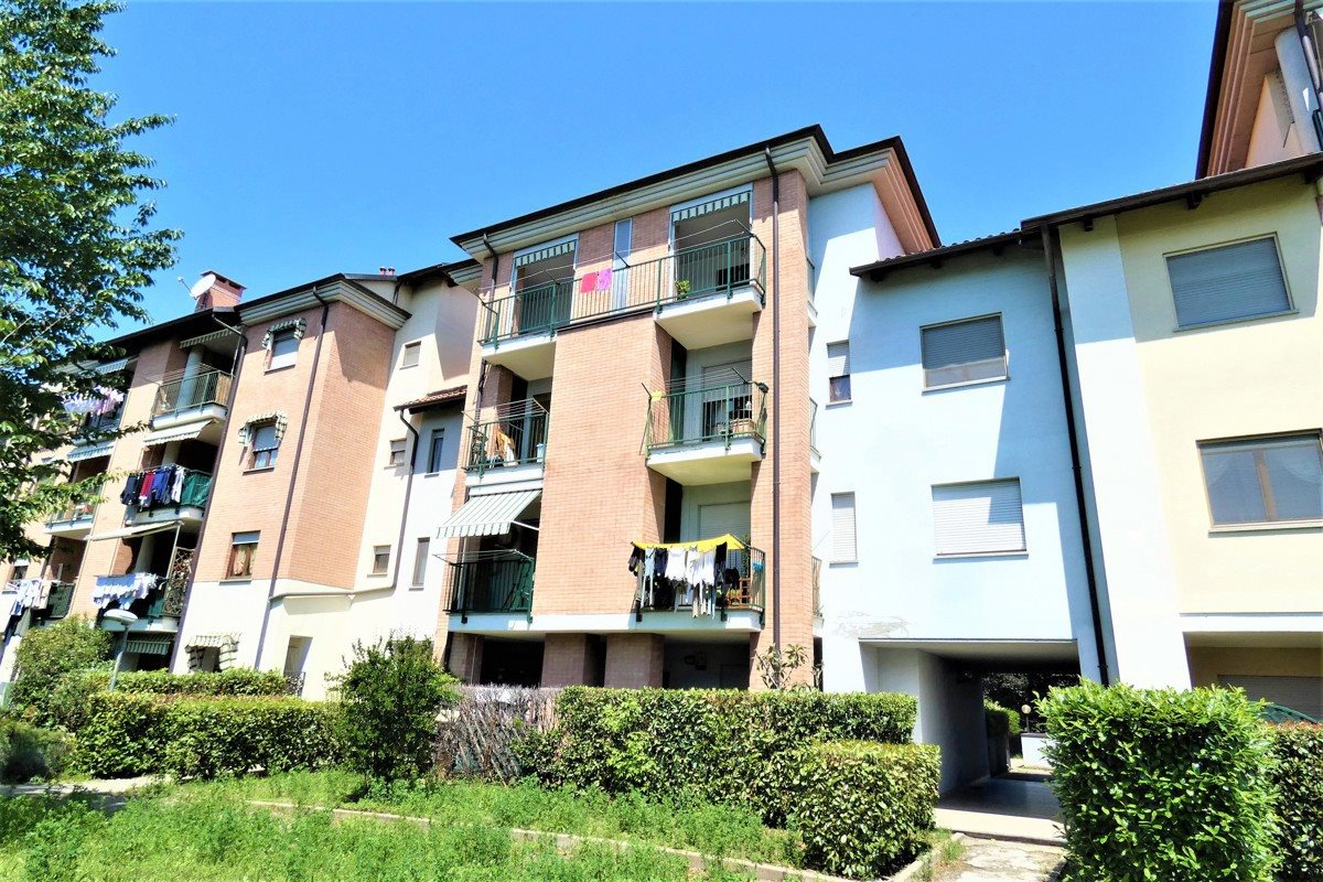 Appartamento in Via Vecchia Di Buriasco, 8, Pinerolo (TO)