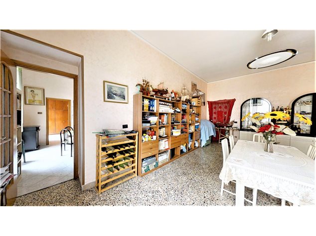 Appartamento In Vendita A Napoli Via Settembrini 61 360 000 130 M 5 Locali 2 Bagni Gabetti
