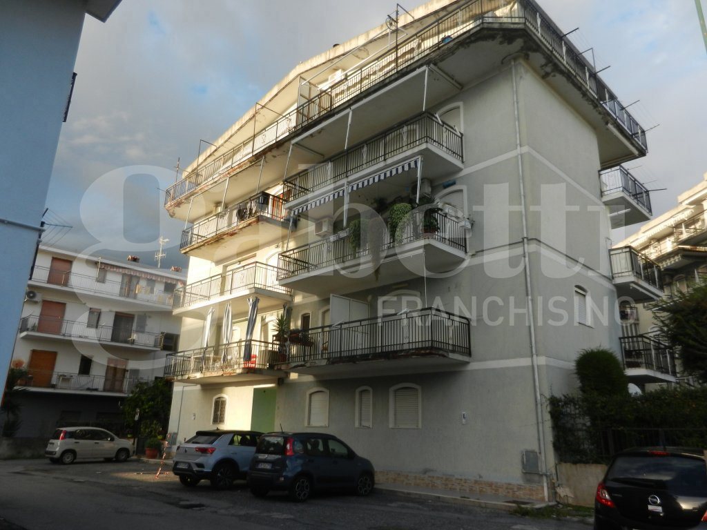 Appartamento in Via Don Minzoni, 1, Scalea (CS)