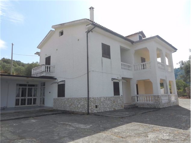 Villa in Corso Del Pollino, 1, Verbicaro (CS)
