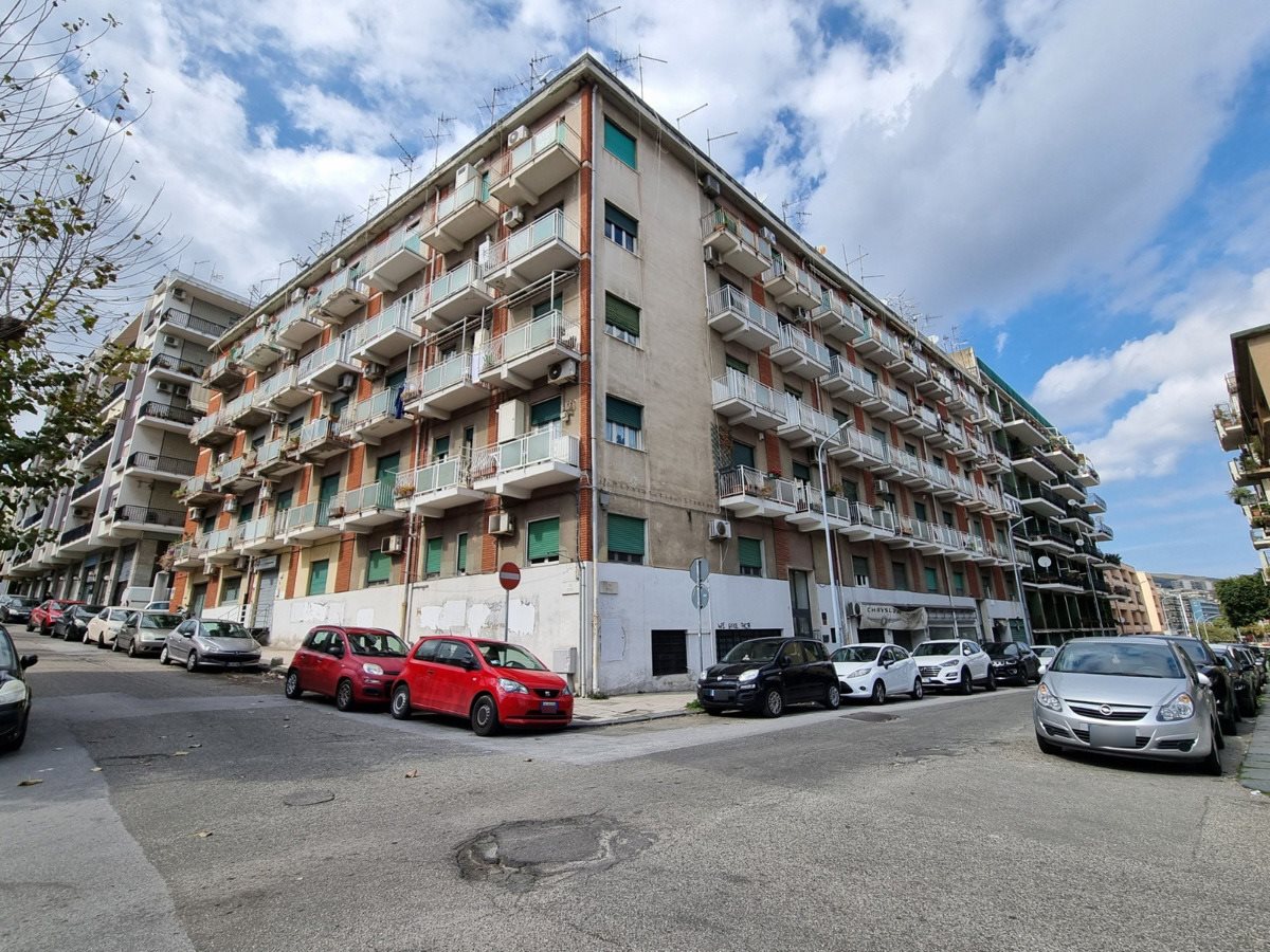 Appartamento in Via Pola, 17, Messina (ME)