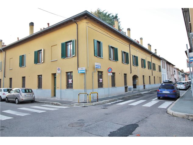 Appartamento in Via Flora, 36, Legnano (MI)
