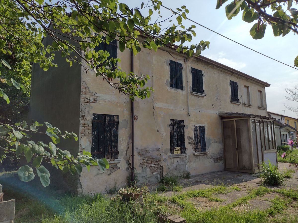 Casa Indipendente in Cavarzere Via Dei Martiri, 59, Cavarzere (VE)