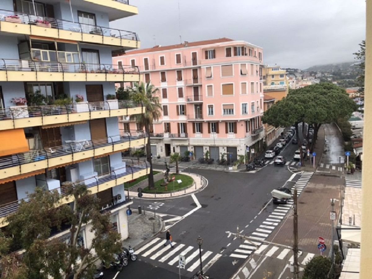 Appartamento in Giardini Vittorio Veneto , 24, Sanremo (IM)