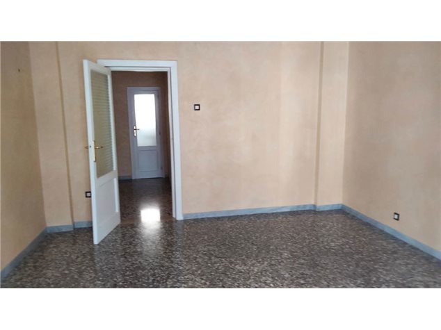 images_gallery Taranto: Appartamento in Vendita, Via Falanto, 9, immagine 16