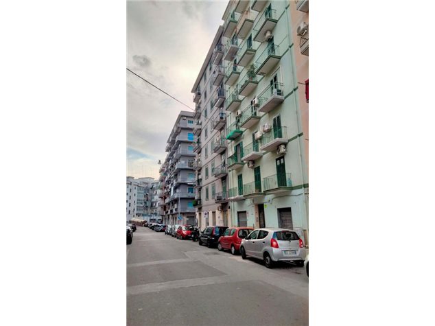 images_gallery Taranto: Appartamento in Vendita, Via Nettuno, 60, immagine 2