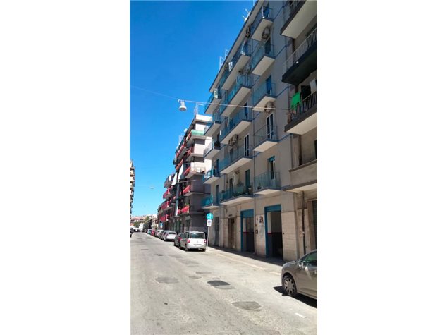 Taranto: Appartamento in Vendita, Via Falanto, 9