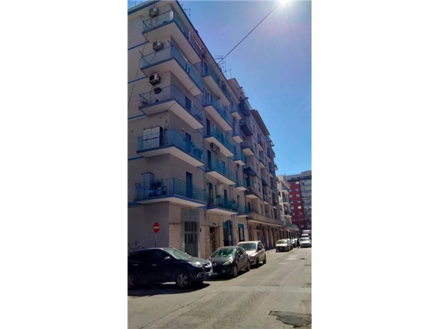 images_gallery Taranto: Appartamento in Vendita, Via Falanto, 9, immagine 2
