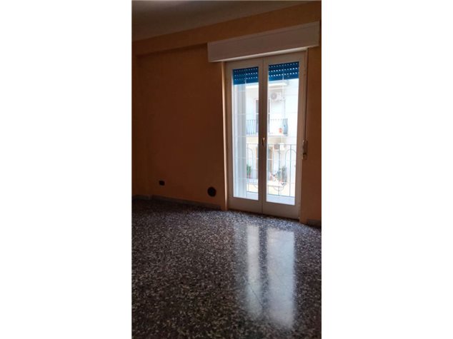 images_gallery Taranto: Appartamento in Vendita, Via Falanto, 9, immagine 13
