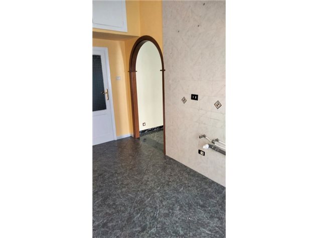 images_gallery Taranto: Appartamento in Vendita, Via Falanto, 9, immagine 30