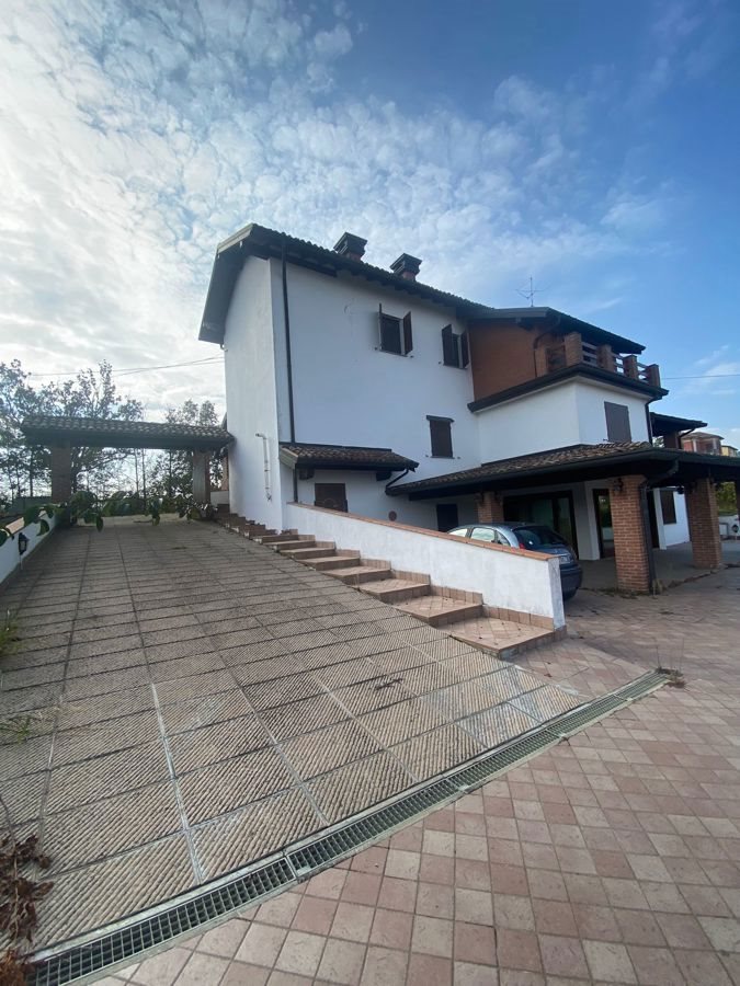 Villa in , Ziano Piacentino (PC)