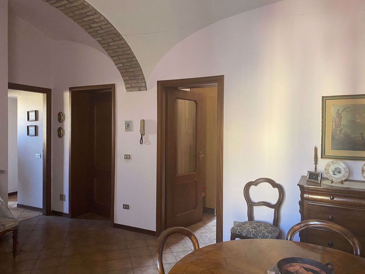Appartamento in Via Roma , Pianello Val Tidone (PC)