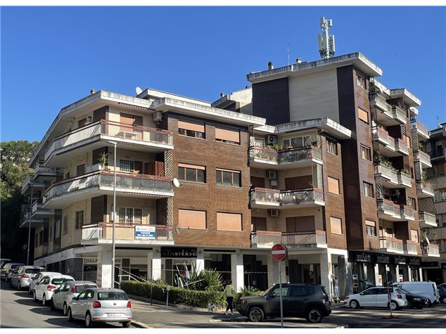 Appartamento in Via Dei Prati Fiscali, 258, Roma (RM)