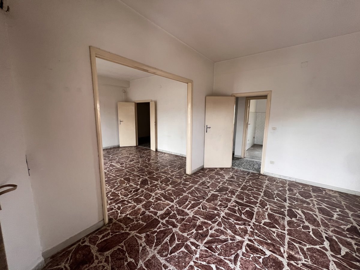 images_gallery Oristano: Appartamento in Vendita, Via Monte Gonare, 16, immagine 5