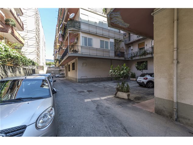 images_gallery Messina: Appartamento in Vendita, Via Consolare Valeria, 438, immagine 2