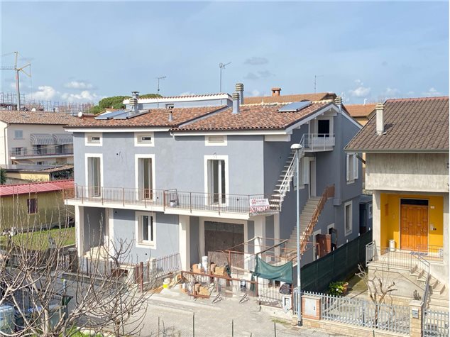 Appartamento in Via Salvemini, 7, Bastia Umbra (PG)