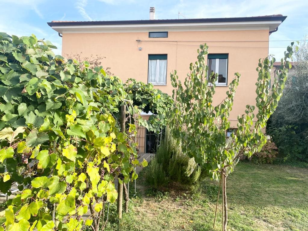 Casa Indipendente in Via Delle Marmore, 120, Perugia (PG)