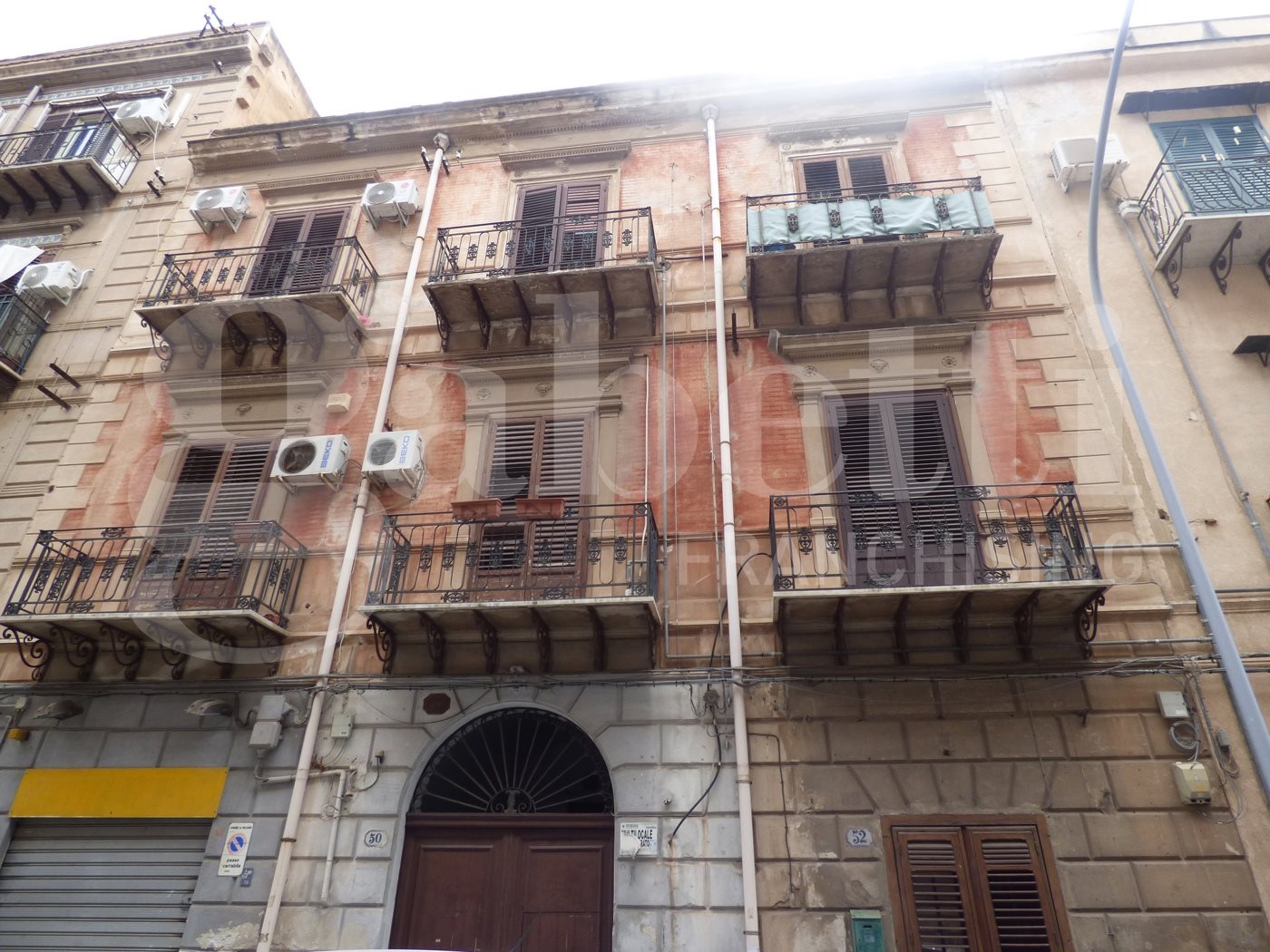 Appartamento in Via Vito La Mantia, 50, Palermo (PA)