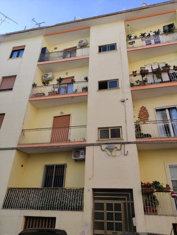 images_gallery Brindisi: Appartamento in Vendita, Via Properzio, 4, immagine 2