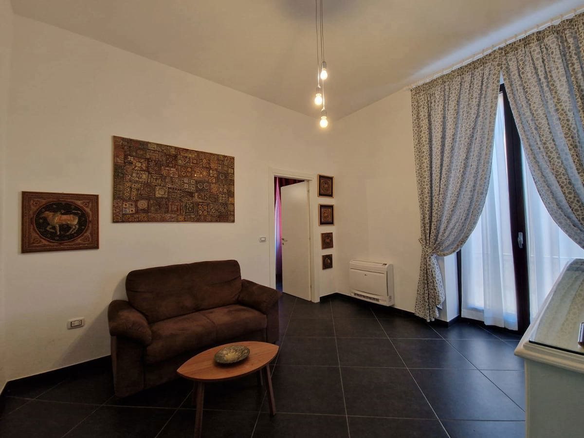 images_gallery Brindisi: Appartamento in Affitto, Corso Garibaldi, 100, immagine 2