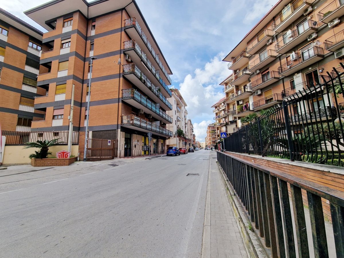 Appartamento in Via Ferrarecce, 82, Caserta (CE)