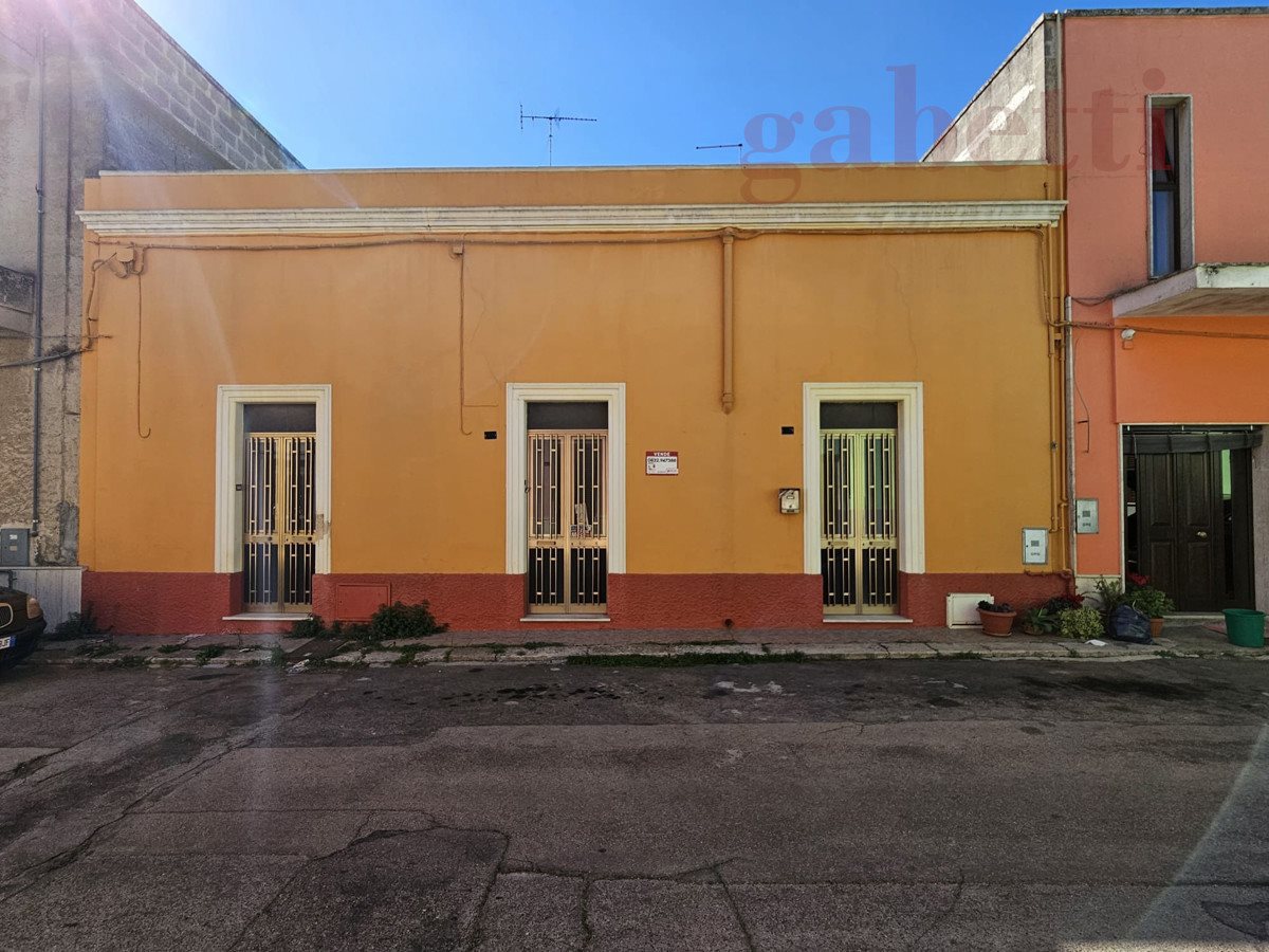 images_gallery Copertino: Casa Indipendente in Vendita, Via Palermo, immagine 1