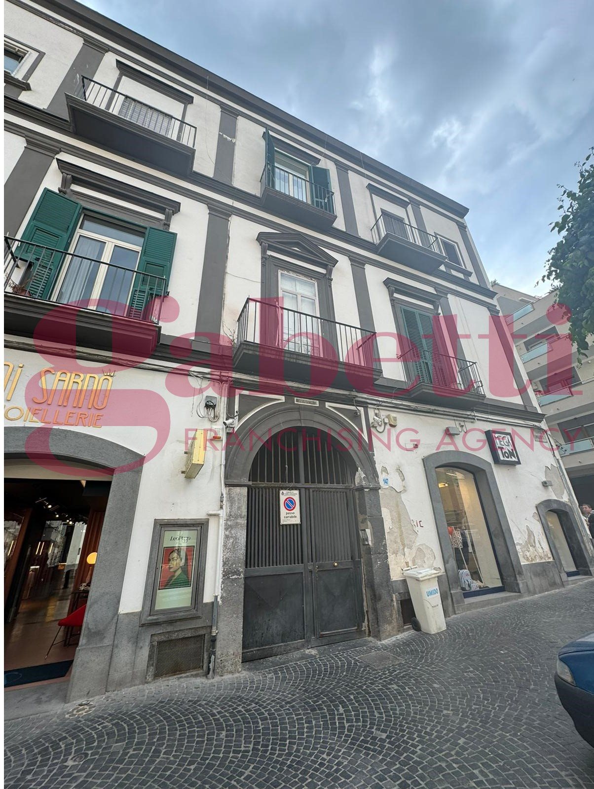 Appartamento in Corso Umberto I, 147, Torre Annunziata (NA)