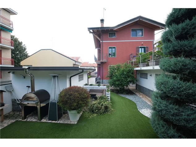 Casa Indipendente in Via Puccini, 8, Cormano (MI)